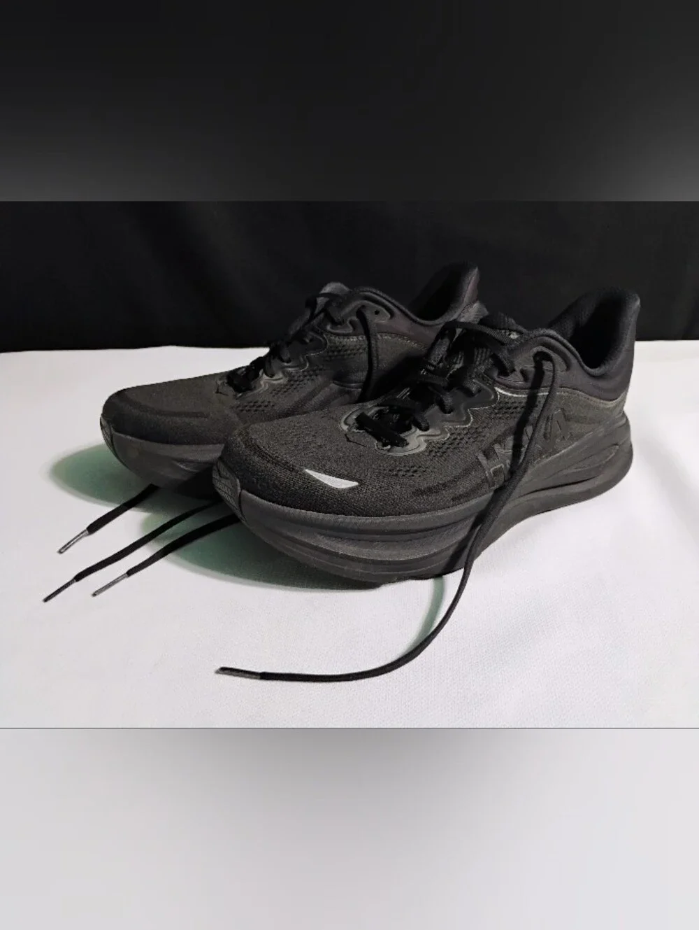 Hoka Bondi 9 Men's Size 11.5 2E Wide Black Running Shoes Sneakers